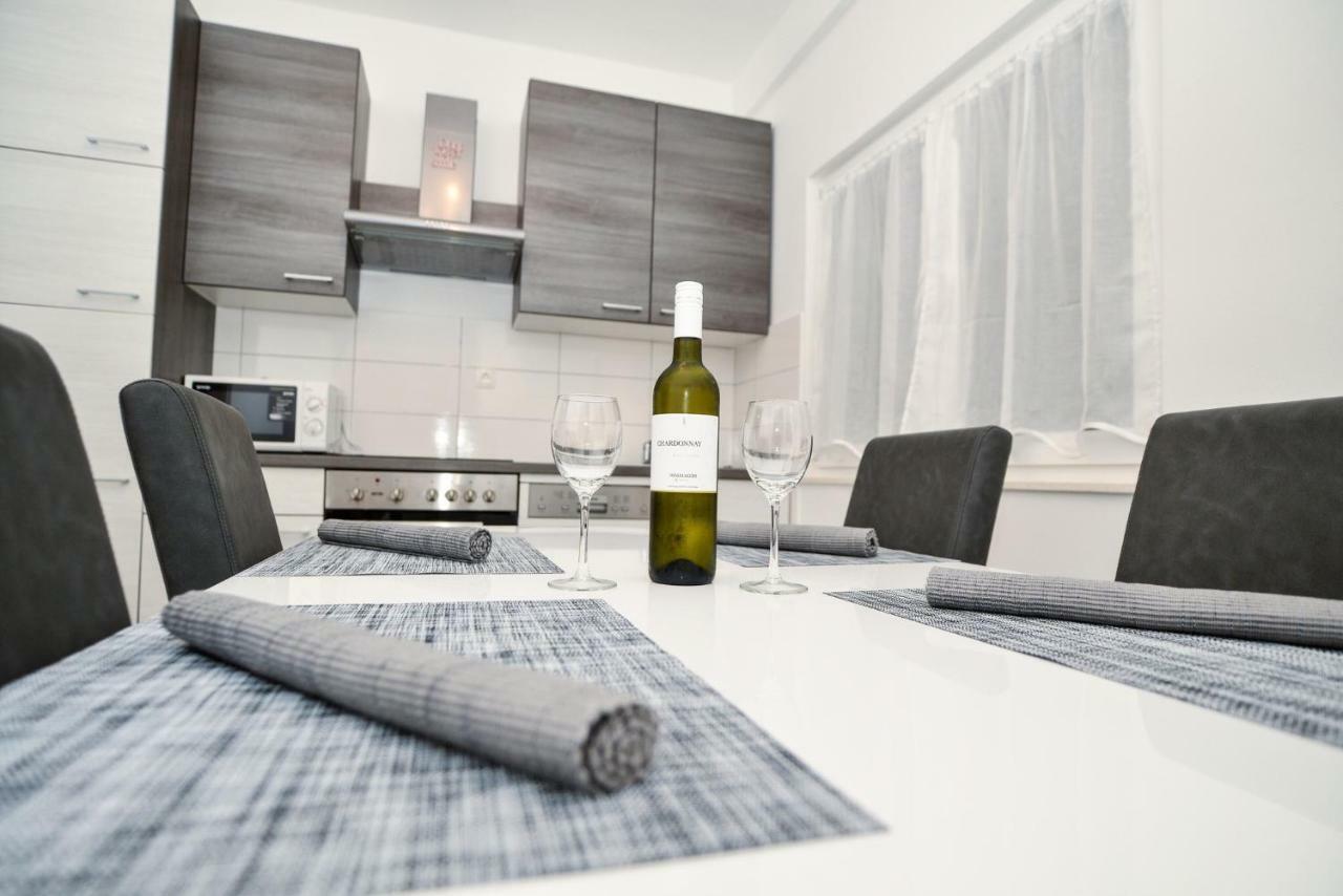 Luxury Apartments Boduja Sukosan Exterior photo